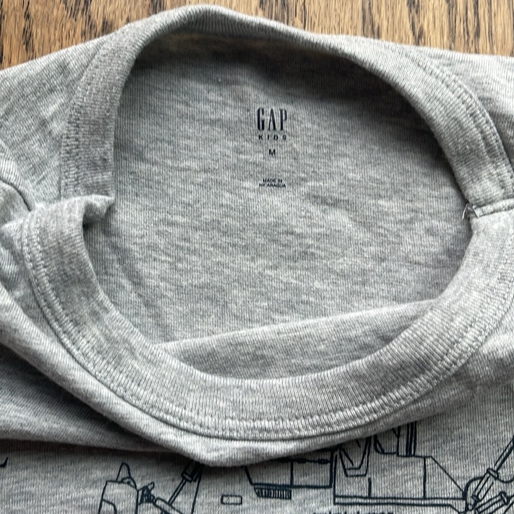 Lot of 4 Gap Kids Boys long sleeve Tee size M (8) - Picture 9 of 9